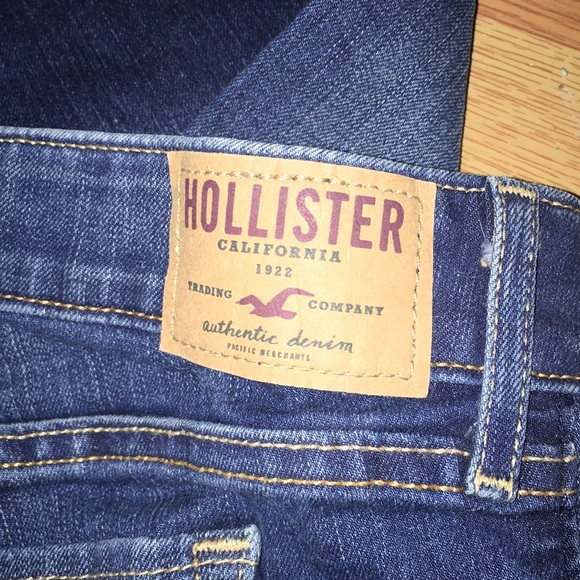 Hollister pants. - Picture 3 of 4